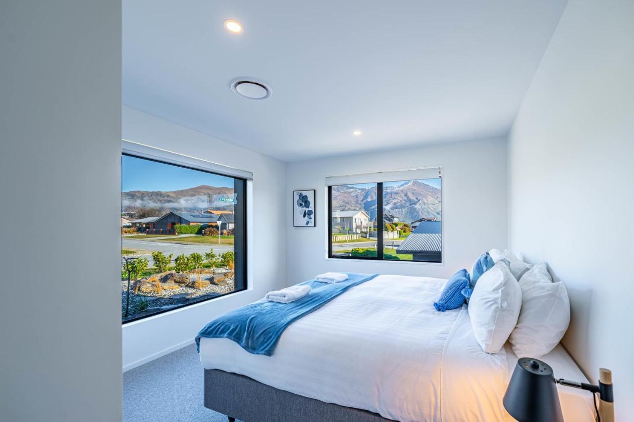 Villa Kikorangi Mountain Vista à Wanaka Extérieur photo