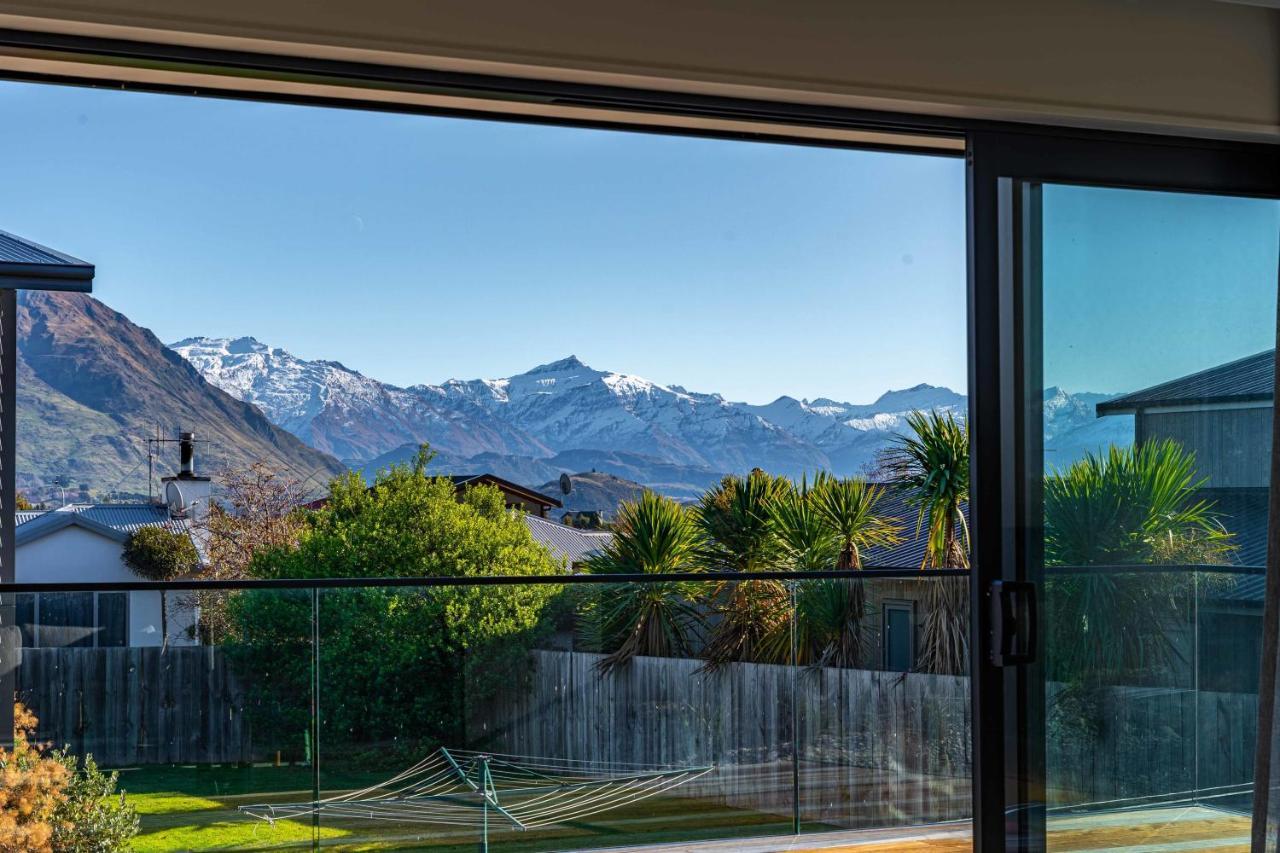 Villa Kikorangi Mountain Vista à Wanaka Extérieur photo